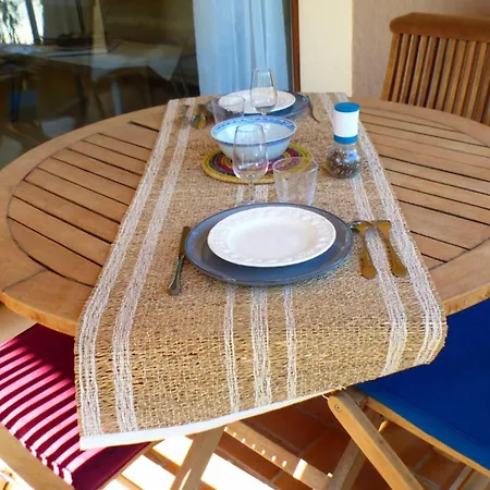 T2 With Private Garden סנרי-סור-מר